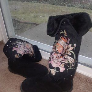 Size 10 LIKE new ed hardy boots